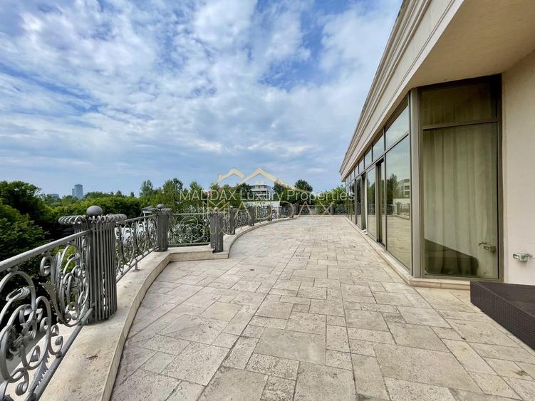 Impressive Villa *1500 SQM usable* 2613 SQM land / Open to the lake - 40