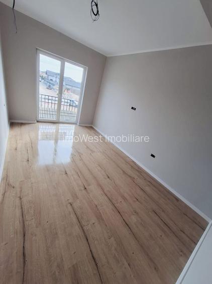 Moșnița Veche | 1/2 Duplex | 110 mp utili | Toate utilitatile|  Dormitor parter - 12
