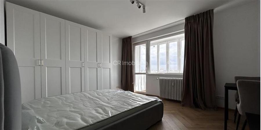 Garsoniera, Piata Muncii, - 3