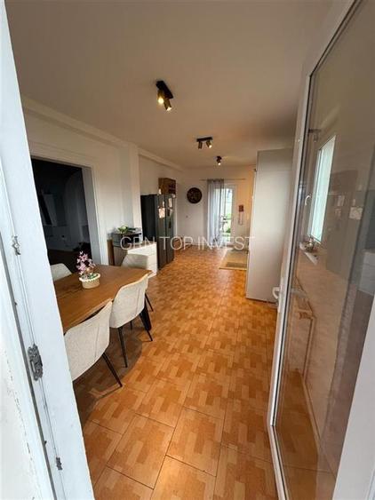 Casa cu 6 camere 2 bai si 1030 mp teren in Viile Sibiului - 3