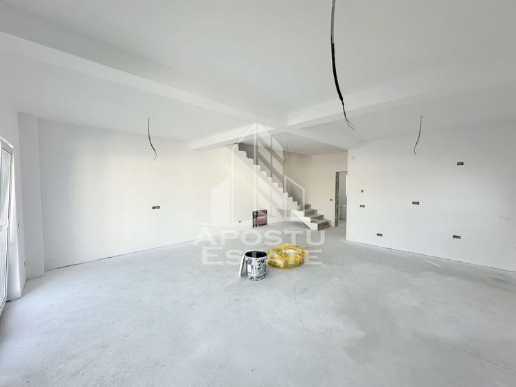 Casa moderna cu 5 camere de vanzare, in Dumbravita Timis