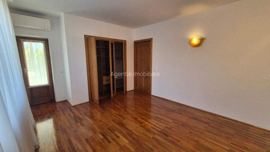 Vila Lux Individuala 6 camere, Garaj & Piscina & Terasa SU 300 mp, Teren 800mp - 16