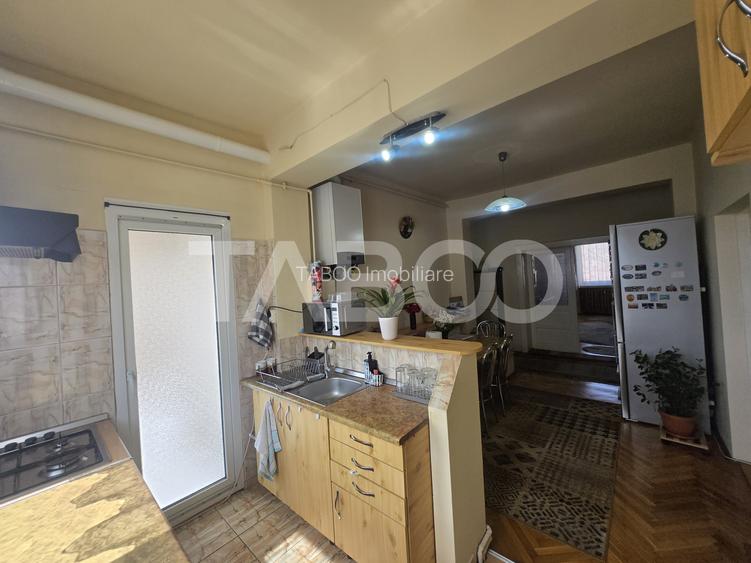 Apartament 5 camere de vanzare decomandat 182 mp zona Piata Cluj Sibiu - 6