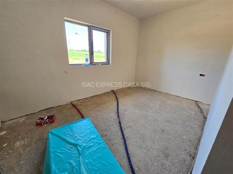 Casa noua de vanzare + 775 mp teren, Cogeasca, com. Letcani - 4