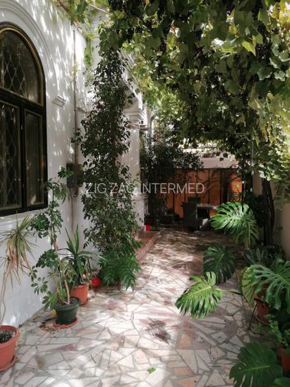 Tomis II , casa IDEAL BIROURI, 3 camere, curte proprie 100 mp. - 10