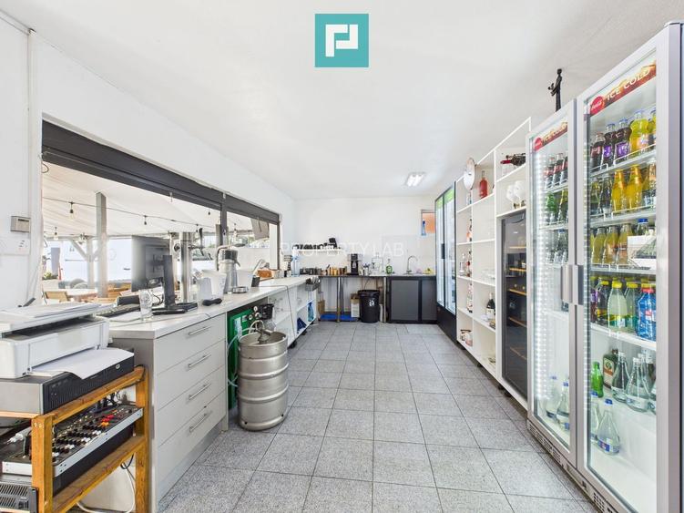 Afacere la cheie pe Plaja Ghioroc. - 5