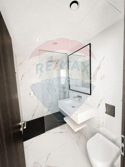 Apartament 2camere de vanzare in Hotel 5 stele -Mamaia - 3