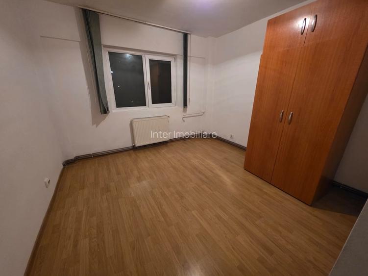 Dacia 3 camere decomandat 161138 - 3