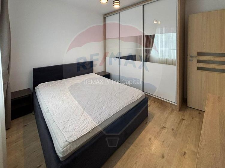 Apartament cu 3 camere de închiriat – Bulevardul Dacia - 12