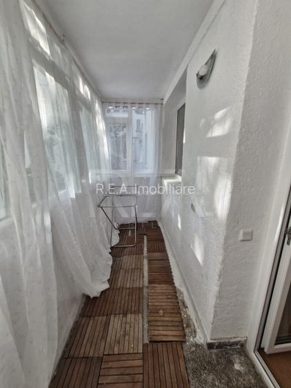 Apartament cu 3 camere la 650 de metri distanta de mers pe jos de parcul Titan - 10