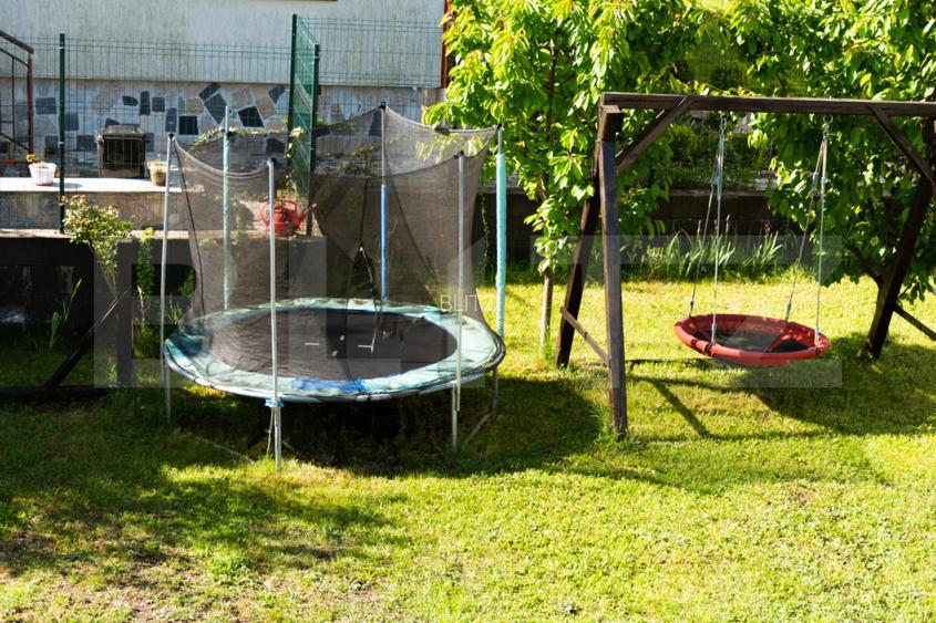 Casa individuala, 4 dormitoare, 210 mp, 450 mp teren, garaj, zona Metro/Vivo - 9