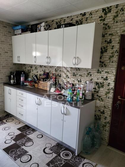 Apartament cu 2 camere, centrala proprie, zona Lipovei - 2