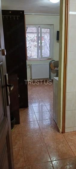 COMISION 0% | Garsonieră | 13 mp | Baie proprie| Etaj 3|Zona Dacia - 3