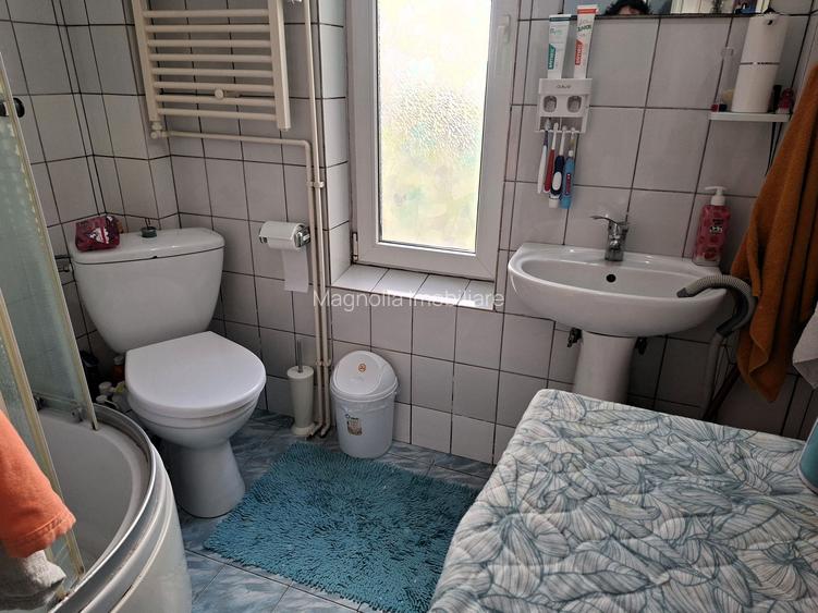 Vilă cu 10 camere, destinație rezidențială / birouri / centru - comision 0%! - 38