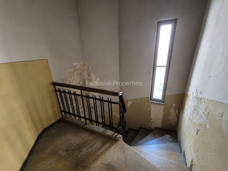 Apartament in vila intr-o zona foarte buna - 7