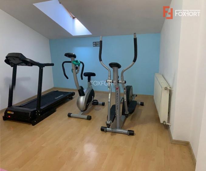 Casa individuala cu 6 camere de vanzare in zona Dambovita - 11