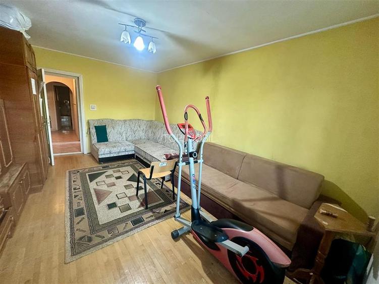 Apartament 2 camere decomandat- CUG, Școala 42 - 2