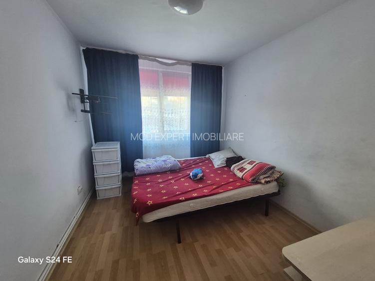 De vânzare – Apartament 3 camere, 2 băi, etaj 1 - 7