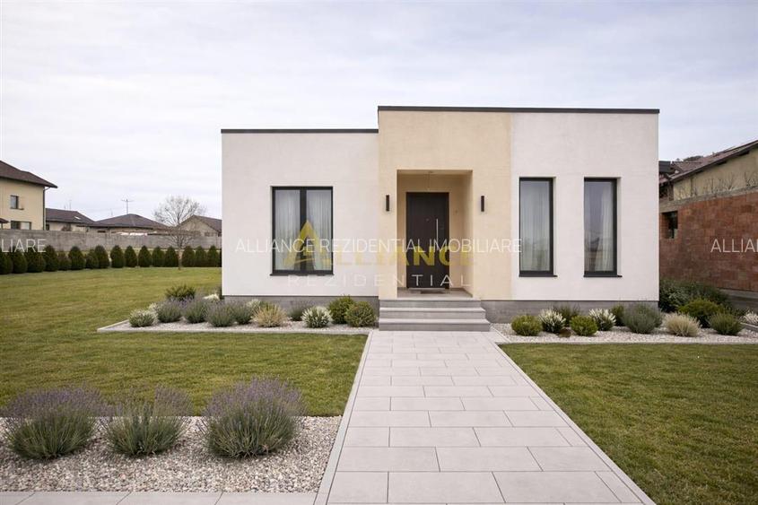 Casa individuala- 4 camere - 2 bai- incalzire pardoseala - 2