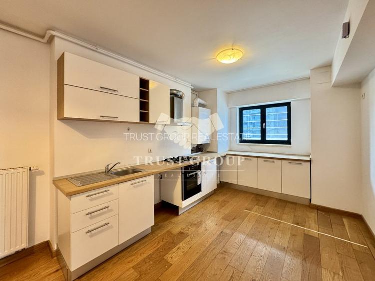 Apartament 3 camere Upground | Loc de parcare | 5 min de metrou - 12