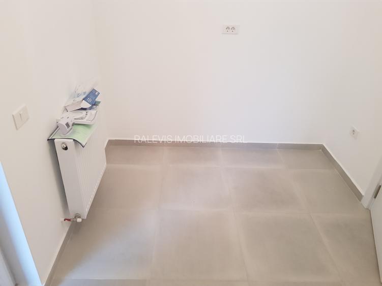 Vanzare apartament unicat, 2 camere, 2 bai, centrala proprie, sector 4 Hornbach - 10