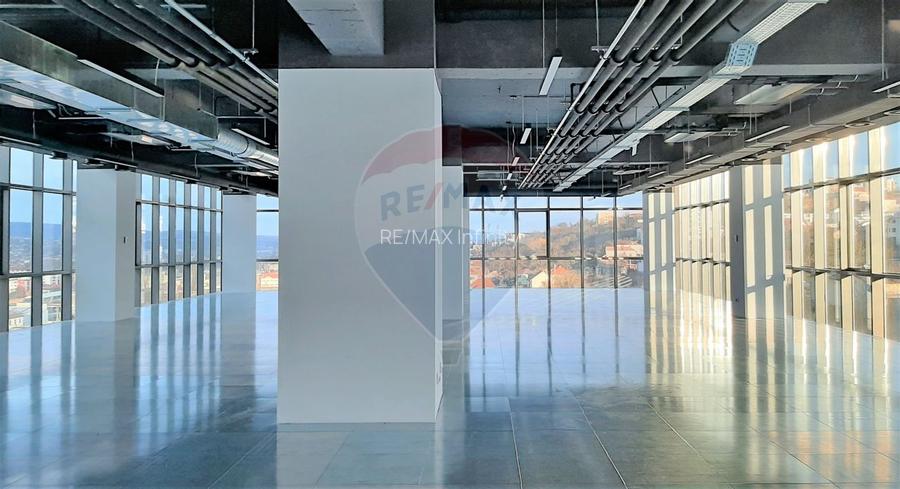 Spațiu birouri de inchiriat 57-127 mp Clasa A Gruia. - 2