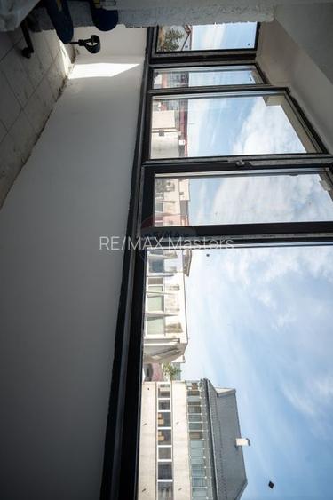 Apartament cu 4 camere de vânzare în zona Central - 11