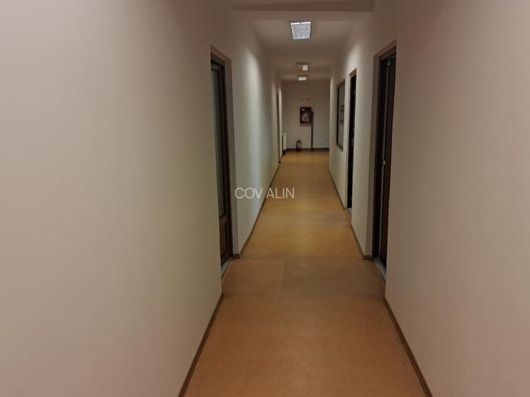 Imobil D+P+E situat in Calea Feldioarei, suprafata 3488 mp, teren 6800 mp ! - 6