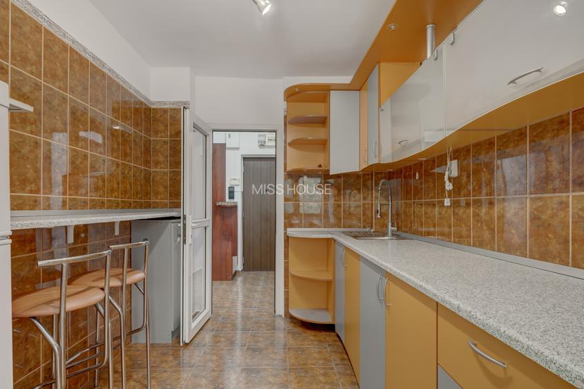 Apartament 3 camere Calea Mosilor, Bd. Carol - 12