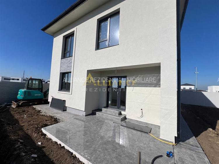 Vila individuala/ 4 camere /3 bai teren 350mp - 4