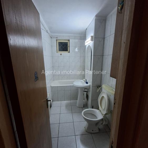 3 camere Calea Bascov , centrală/ finisaje clasice , LIBER / ușor negociabil ! - 6