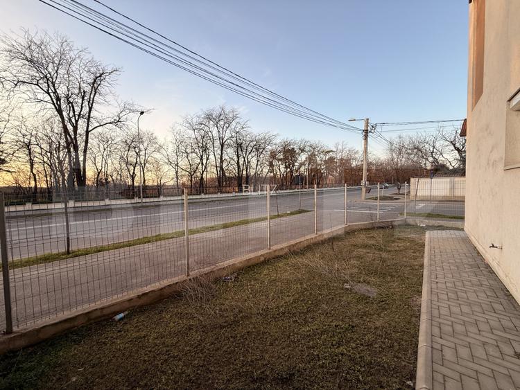 Apartament 2 camere, 52.80 mp, curte 59 mp, zona Valea Rosie - Parcul Romanescu - 12