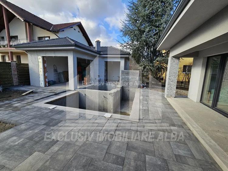 Casa individuala | 1 nivel | Piscina | 300 mp | 900 mp teren | Cetate - 3