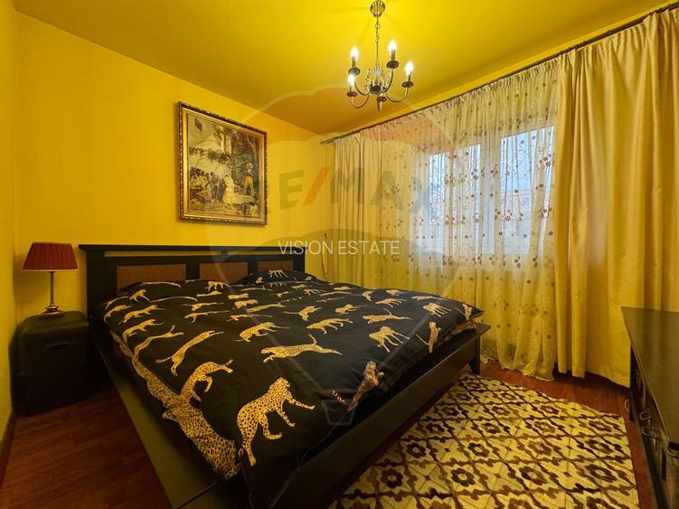Apartament cu 3 camere de vânzare în zona Rovine - 6
