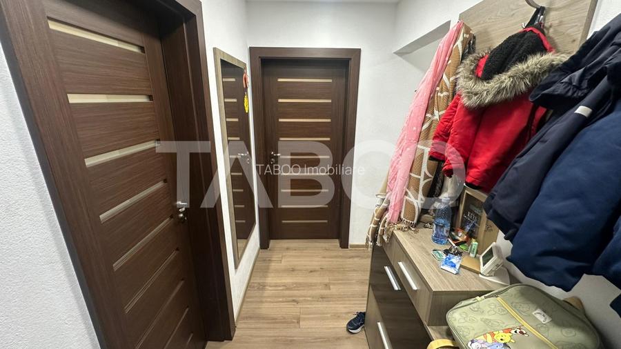 Apartament 4 camere decomandat 2 bai pivnita zona Strand Sibiu - 14
