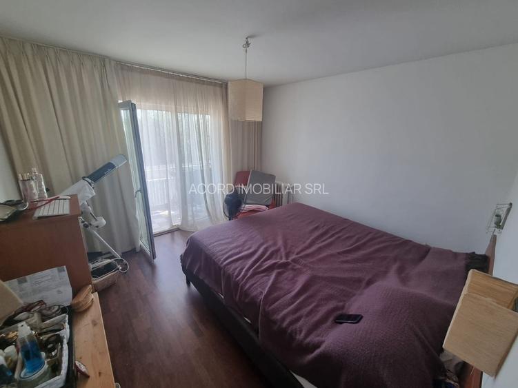 Faleza nord-apartament 4 camere decomandat cu gaze - 11