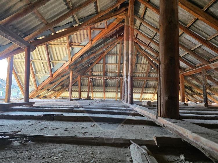 De vanzare casa solida cu teren generos si acces facil Lespezi Bacau - 16