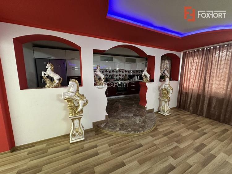 Casa individuala cu 12 camere, 400 mp utili - Bucovat - 3