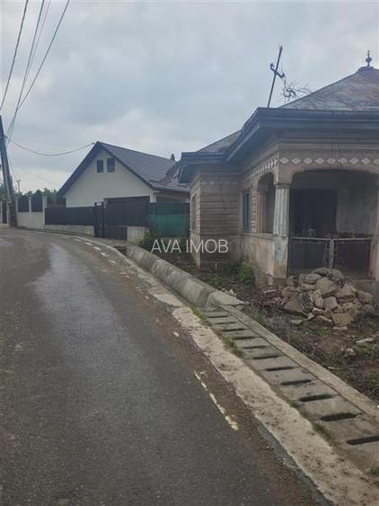 Casa de vanzare in Valea Seaca – 600 mp teren, la 10 minute de Bacau - 2