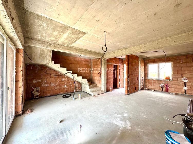 Super pret - Duplex cu 4 camere - teren generos  |Sǎcǎlaz| - 3