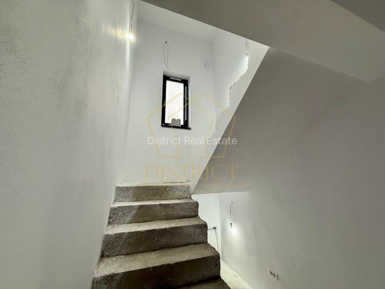 Duplex despartit prin camera tehnica cu 4 camere | Giroc - 7