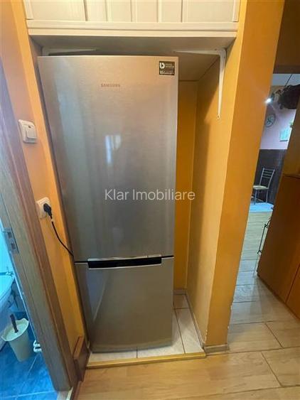 Apartament de vanzare 3 camere zona Intre Lacuri - 10