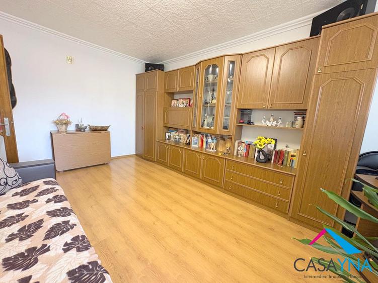 Apartament 3 camere decomandate - 64mp + balcon 8mp - Strada Milcov! - 2