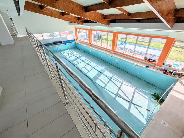 Clădire cu Spațiu Generos pentru Investiții Diverse - 5