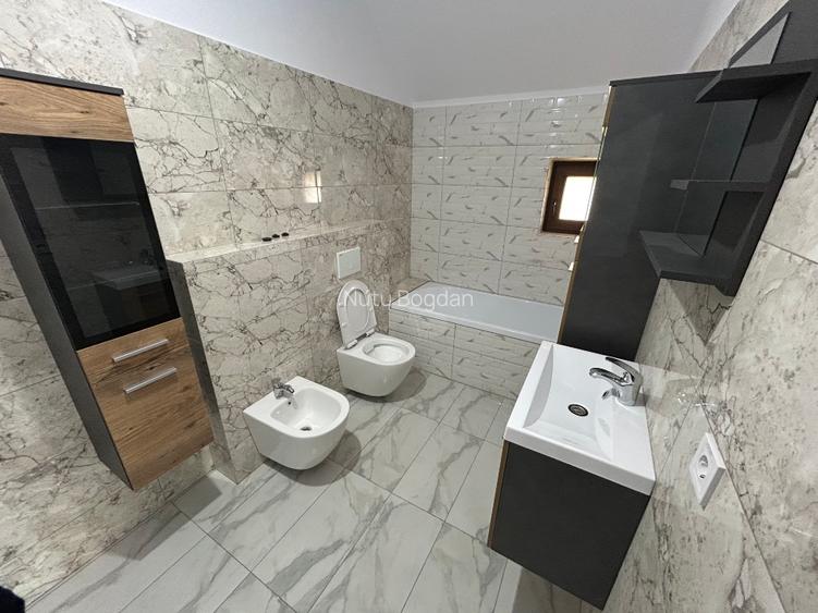 Casă de vânzare comuna Bradu sat Geamăna  - 3