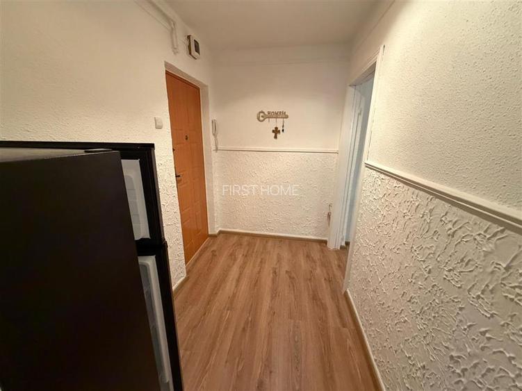 Apartament 2 camere, 45mp, zona Sud - mobilat - utilat - etaj 3 - 9