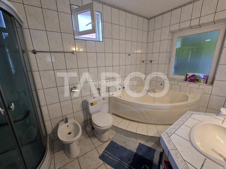 Casa individuala de vanzare 6 camere teren 650 garaj Piata Cluj Sibiu - 12