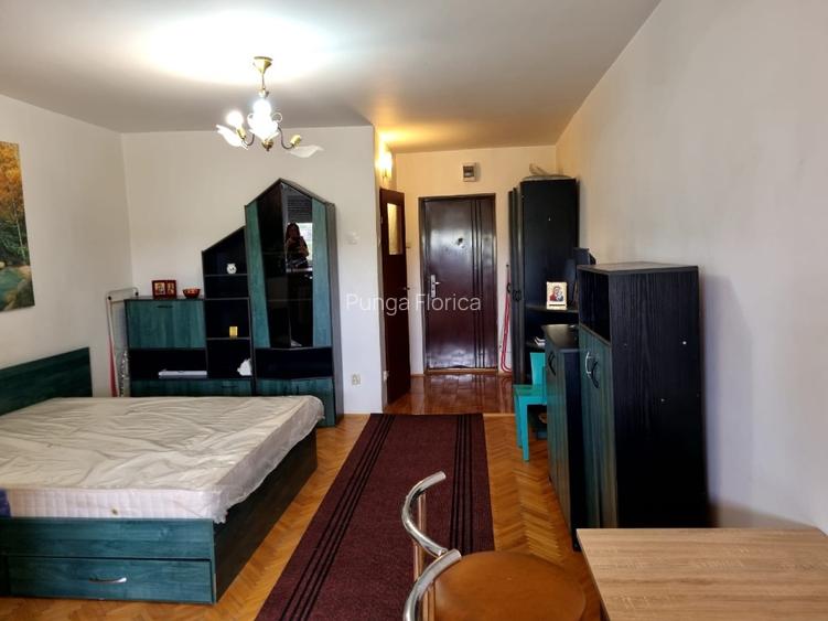 Garsoniera  de inchiriat sector 3 - 5