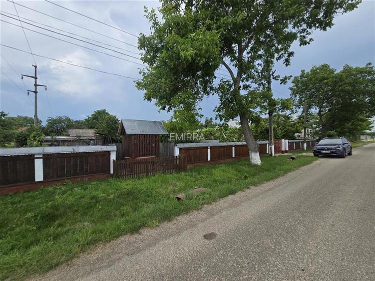 Proprietate de vanzare in Sat Izvoare, com. Bahna, judetul Neamt - 6