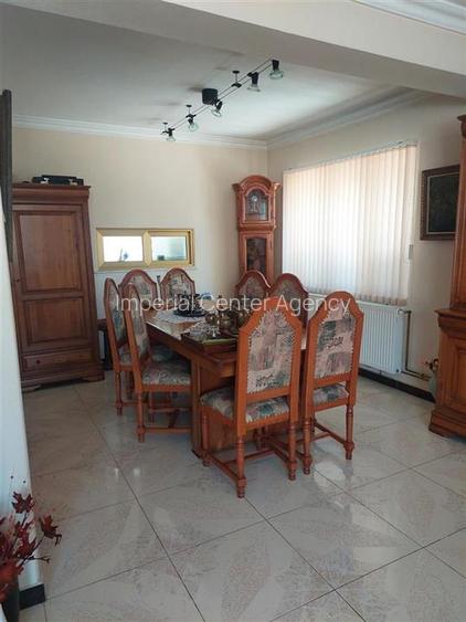 CASA DE FAMILIE in zona rezidentiala ultracentrala Onesti DE VANZARE IN EXCLUSIV - 7